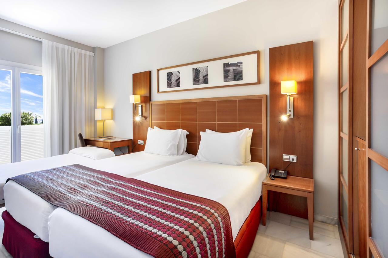 Exe Las Adelfas Cordoba Ngoại thất bức ảnh